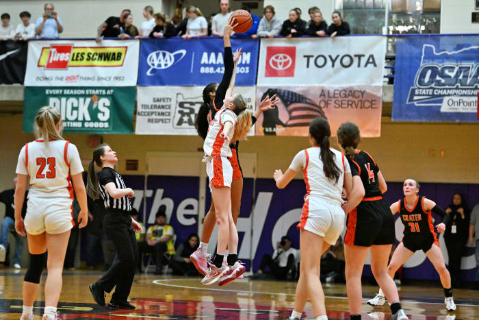 a Silverton Crater 5A Oregon girls basketball final 2024 Leon Neuschwander 40
